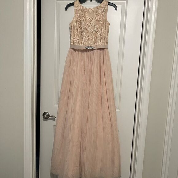 Vince Camuto Ball Gown - Picture 4 of 8